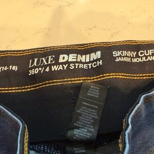 Skinny Cuff Jeans in Dark Blue